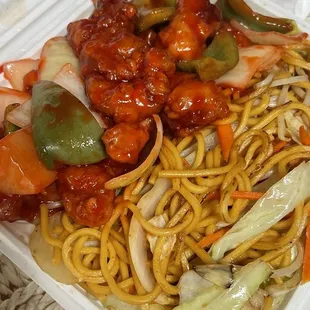 ramen and noodles, ramen, noodle soup, noodle dish, food, noodles