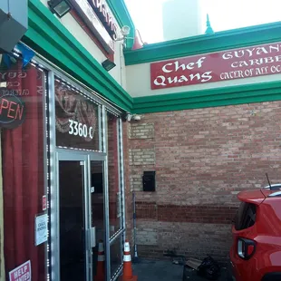Chef Quang. Guyanese Chinese Express