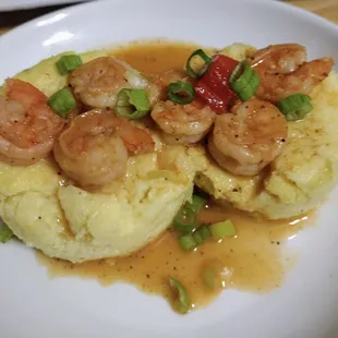 Savory shrimp &amp; grits