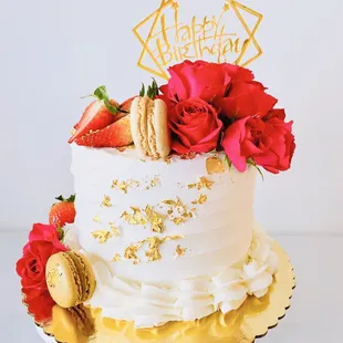 Need cake delivery in Baton Rouge? Let us help! We can deliver a gourmet gift that will help you wow the crowd or your loved ones.