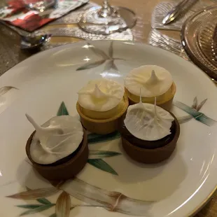 chocolate and vanilla tartlets