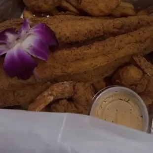 Crab Cake, Shrimp and Fish