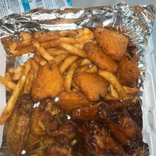 8 Piece Wings Mac N Cheese Bites