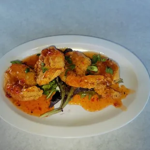 Sweet Chilli Prawns appetizer - taste great but I prefer my prawns butterflied and deveined on both sides.