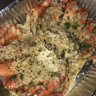 Whole Dungeness Crab, Prawns and Garlic Noodles