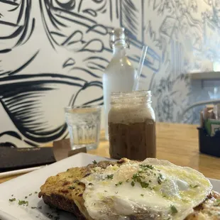 Croquet Madam &amp; Iced Cappucino