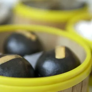 Lava salty egg yolk bun