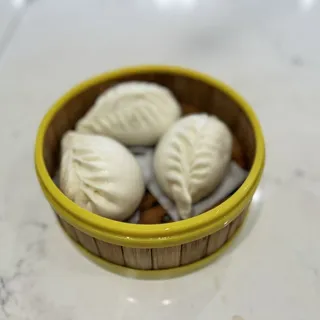 17. Ginger, Chicken, Shrimp & Pork Bun