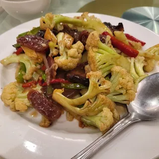 86. Sauteed Pork with Cauliflower