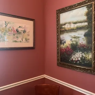 Some artwork inside the restaurant. The amazing artwork really brings the restaurant together.