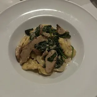 Chicken with cheese tortellini