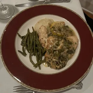 Chicken with capers and lemon sauce