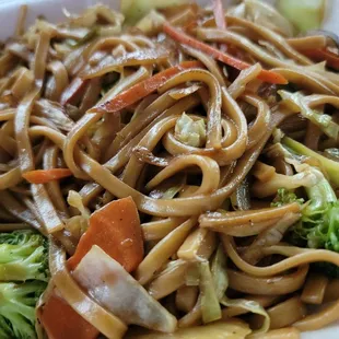 Vegetable lomein