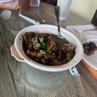 Hometown Style Braised Pork in Brown Sauce