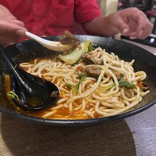 H5. Spicy Beef Noodle
