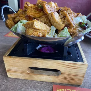 B4. Grilled Tofu Pot