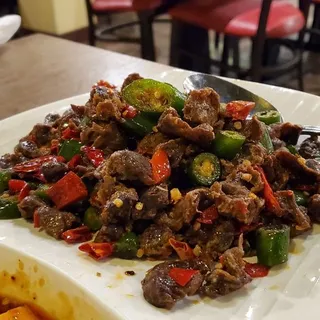 B22. Sauteed Chicken Gizzards with Hunan Style