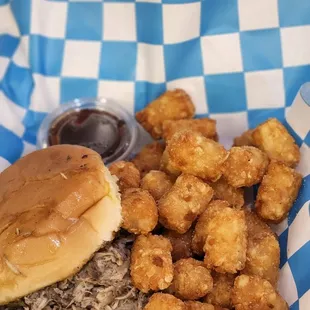 Pulled chicken sandwich with tots