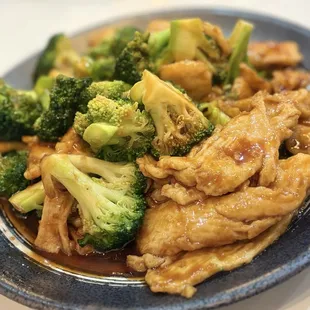 Chicken Chicken wBroccoli