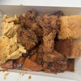 Fried Chicken  Mac with yams &amp; cornbread.