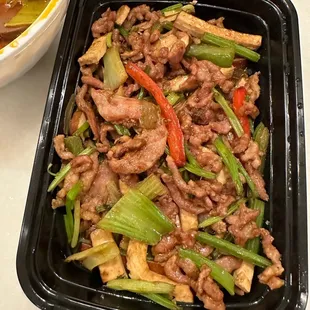 Stir Fried Bean Curd with Shredded Pork