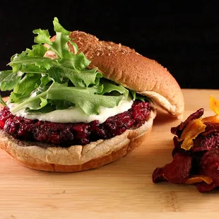 This veggie burger is so hearty and satisfying, you'll believe you're eating a real beef burger! Served with horseradish Meyer lemon aioli