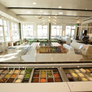 Cheffie&apos;s Cafe Be the Chef. Build your own custom salad or sandwich.