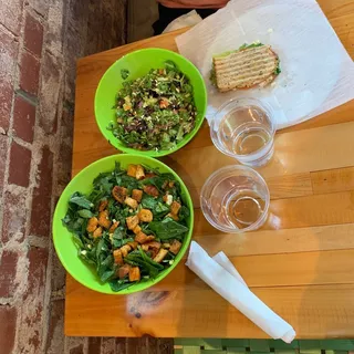 Classic Spinach Salad