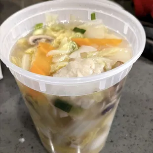 Wonton soup ('Bowl' serving size) - a little under 2 lbs