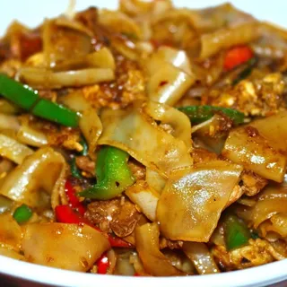 Drunken Noodle