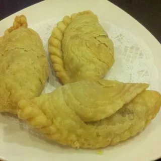 Curry Beef Puff (3)