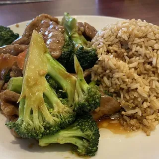 Broccoli Beef Lunch