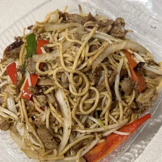 Spaghetti Noodle with Roast Duck