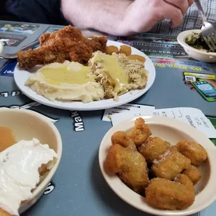 chicken wings and fried chicken, food