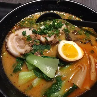 Tonkotsu Miso Hot Ramen
