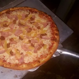 Large Hawaiian Pizza just fresh out the oven