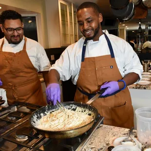 Chef Henry puts on a show with Seasonal Crab Alfredo - YUMMM
