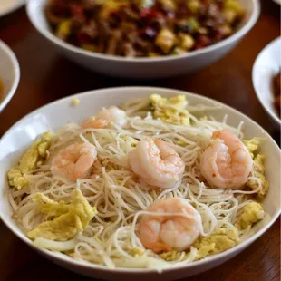 Stir Fried Thick Rice Noodles