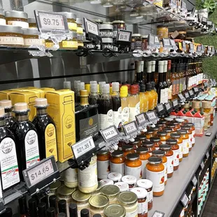 sauces, syrups, condiments, fruit caviars