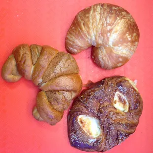 3 pieces of sweet bread $2!