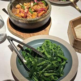 Hot Stone Spiccy Chicken & Pork Intestine