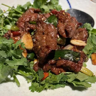 Hunan style stir fried sliced beef
