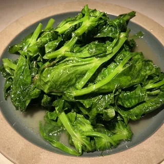 Snow pea shoots w. Chinese liquor sauce