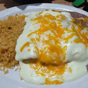 Build your own dinner! 3 delicious chicken enchiladas with sour cream sauce!!
