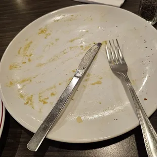 lol, not a drop of chile sauce left at all.