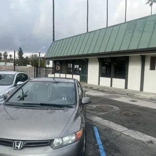 Side parking