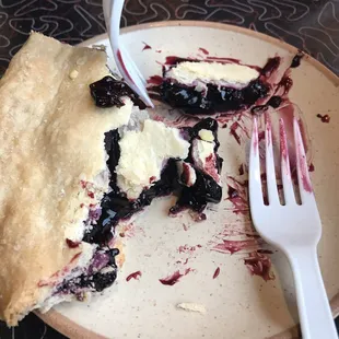 Black raspberry pie