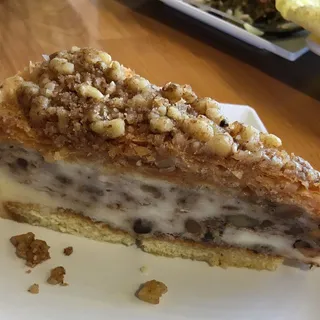 Baklava Cheesecake