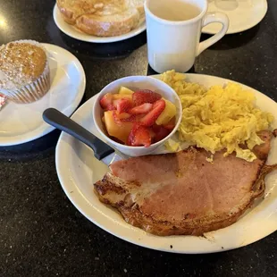 Ham steak &amp; eggs