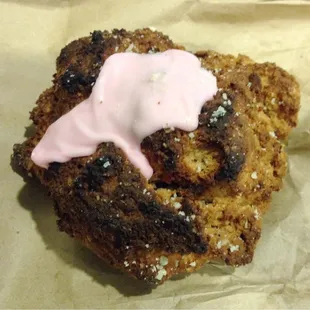 Piedra (contains raisins; hard, should be eaten with coffee?)